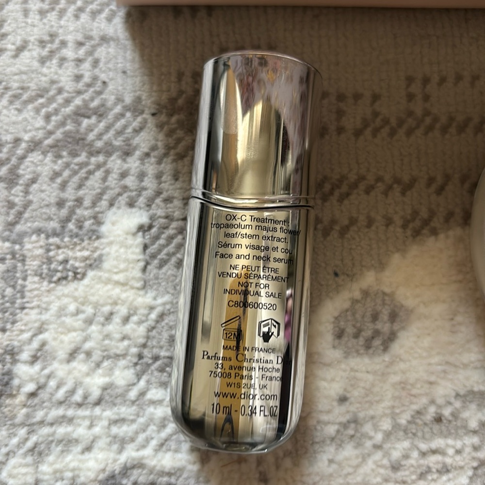 Dior Gift Set - Picture 3 of 7